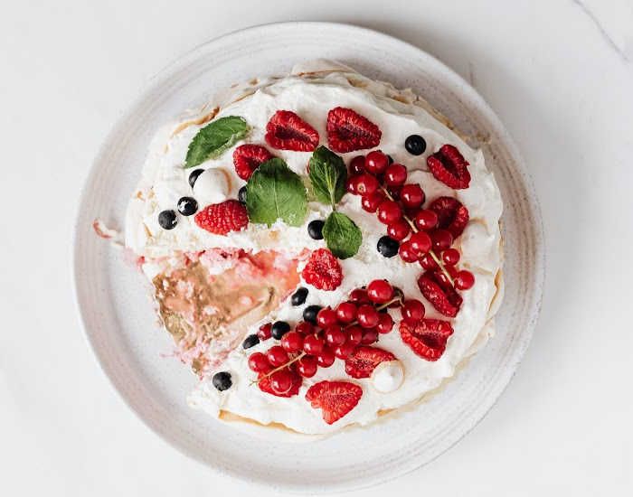 Pavlova Cake Recipe: Make Your Delicious & Dedicated Dessert